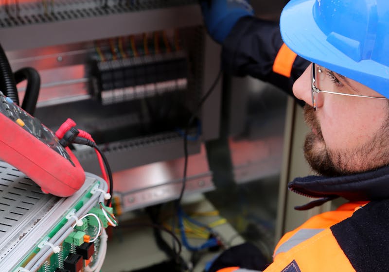 Breaker panel diagnostics and repair